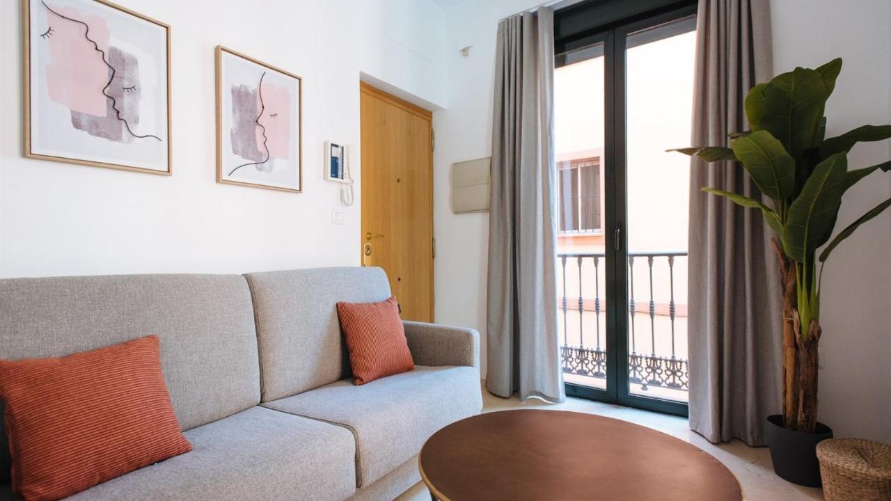 Chiqui And Vicente Suite Apartments Seville Luaran gambar