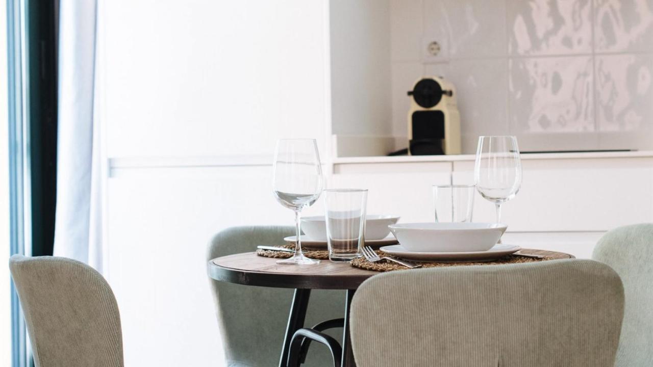 Chiqui And Vicente Suite Apartments Seville Luaran gambar