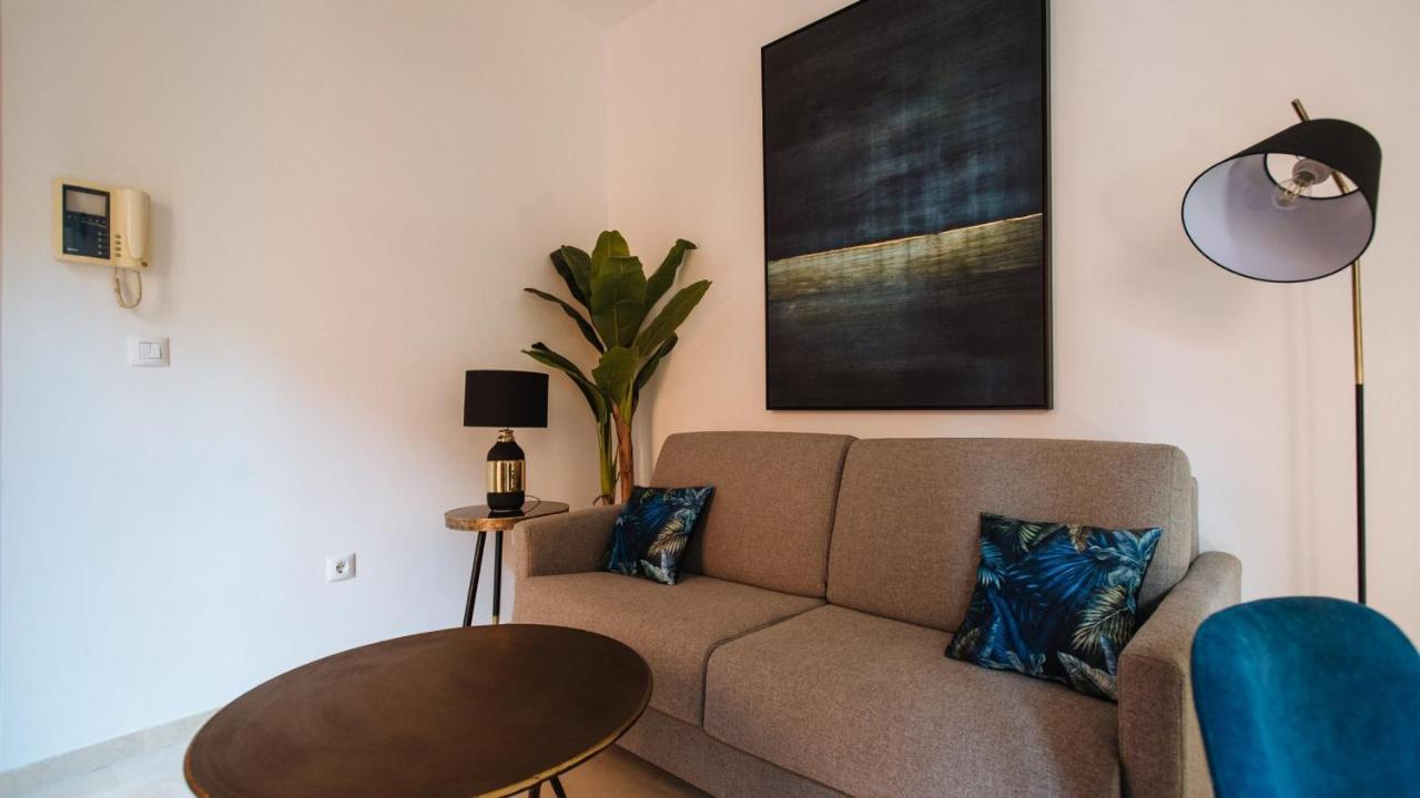 Chiqui And Vicente Suite Apartments Seville Luaran gambar