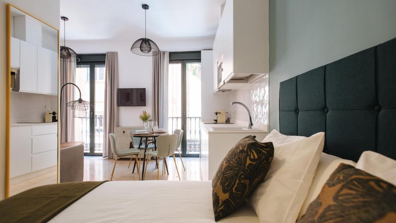 Chiqui And Vicente Suite Apartments Seville Luaran gambar