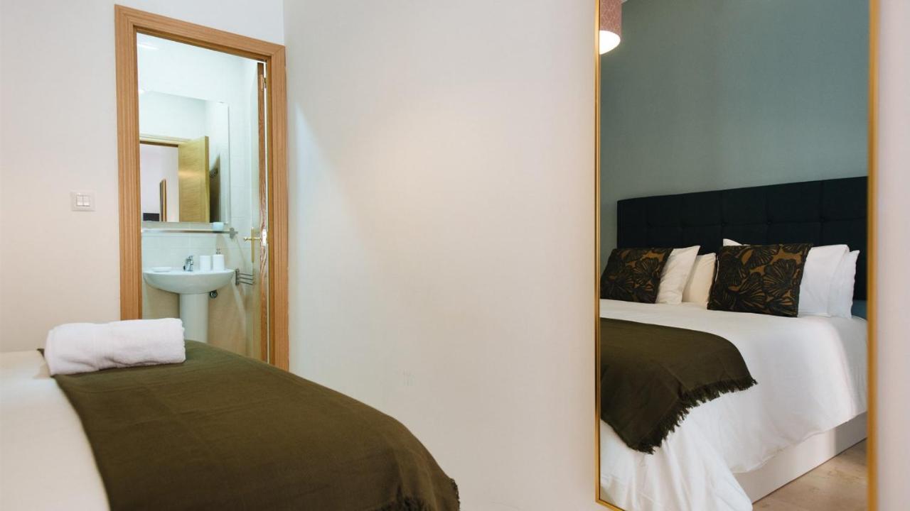 Chiqui And Vicente Suite Apartments Seville Luaran gambar