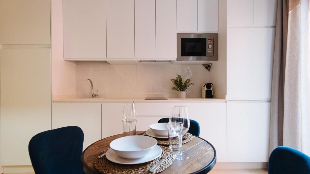 Chiqui And Vicente Suite Apartments Seville Luaran gambar